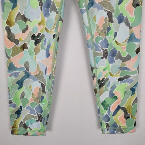 Athleta Girl High Rise Printed Chit Chat Capri Crop Leggings Mosaic Camo Size 16 - Picture 4 of 12